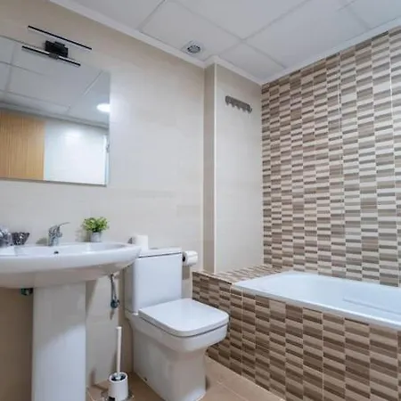 Amplio Apartamento 2 Dormitorios Cerca De La Playa *