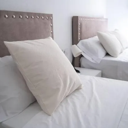Amplio Apartamento 2 Dormitorios Cerca De La Playa * Аликанте