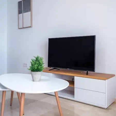 Апартаменты Amplio Apartamento 2 Dormitorios Cerca De La Playa