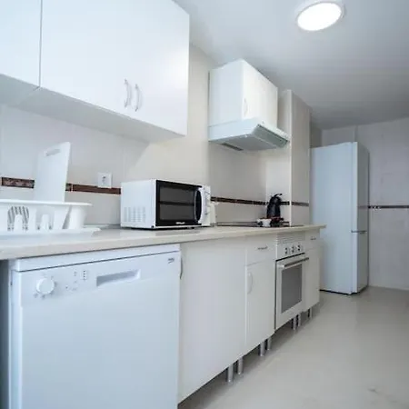 Апартаменты Amplio Apartamento 2 Dormitorios Cerca De La Playa Аликанте